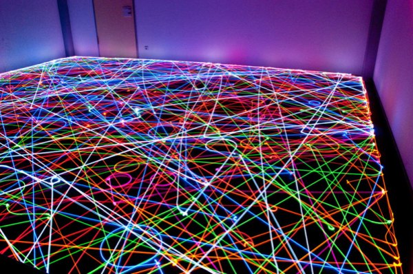 roomba-floor-path-long-exposure-light-painting-10